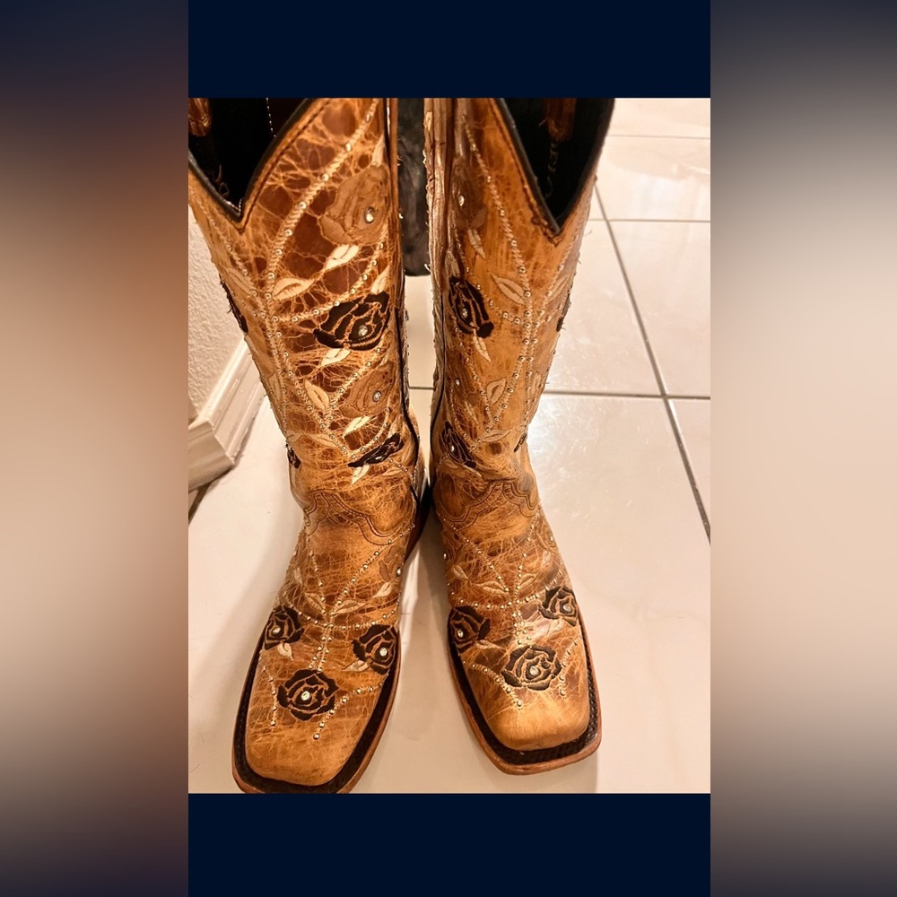 Gently used cowboy boots